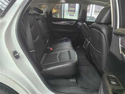 2017 Cadillac XT5 Luxury Collection 4DR SUV AWD   - Photo 16 - Hamilton, OH 45015