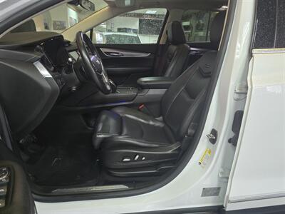 2017 Cadillac XT5 Luxury Collection 4DR SUV AWD   - Photo 9 - Hamilton, OH 45015