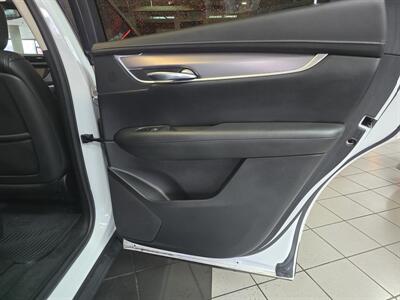 2017 Cadillac XT5 Luxury Collection 4DR SUV AWD   - Photo 15 - Hamilton, OH 45015