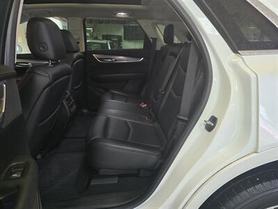 2017 Cadillac XT5 Luxury Collection 4DR SUV AWD   - Photo 11 - Hamilton, OH 45015