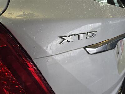 2017 Cadillac XT5 Luxury Collection 4DR SUV AWD   - Photo 29 - Hamilton, OH 45015