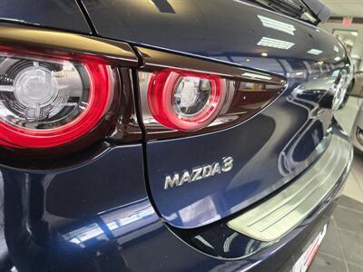 2023 Mazda Mazda3 Hatchback 2.5 S Carbon Edition 4DR HATCHBACK   - Photo 32 - Hamilton, OH 45015