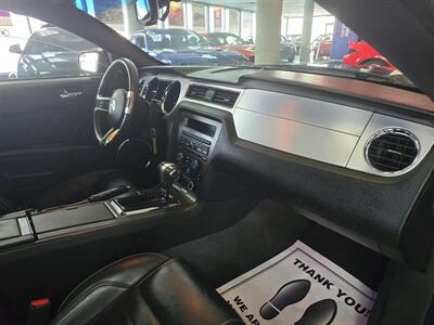 2012 Ford Mustang GT Premium - Photo 12 - Hamilton, OH 45015