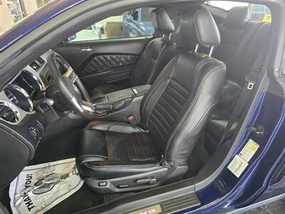 2012 Ford Mustang GT Premium - Photo 9 - Hamilton, OH 45015