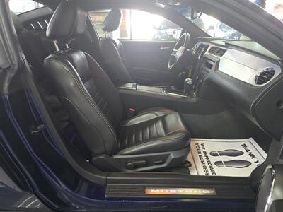 2012 Ford Mustang GT Premium - Photo 13 - Hamilton, OH 45015