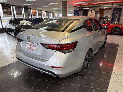 2020 Nissan Sentra SV   - Photo 6 - Hamilton, OH 45015
