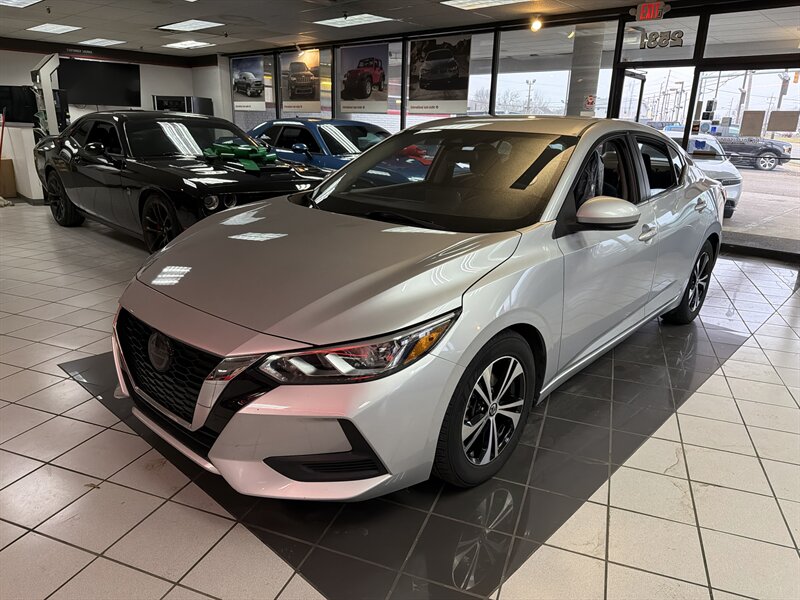 2020 Nissan Sentra SV   - Photo 1 - Hamilton, OH 45015