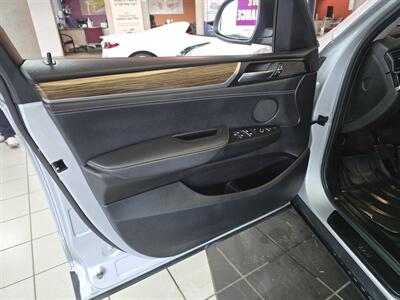 2017 BMW X3 xDrive28i   - Photo 7 - Hamilton, OH 45015