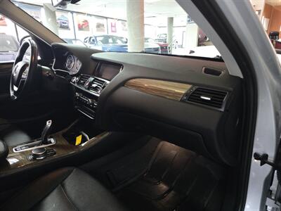 2017 BMW X3 xDrive28i   - Photo 14 - Hamilton, OH 45015