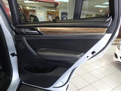 2017 BMW X3 xDrive28i   - Photo 13 - Hamilton, OH 45015