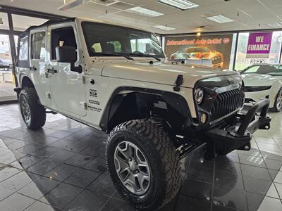 2014 Jeep Wrangler Sport 4DR SUV 4X4   - Photo 4 - Hamilton, OH 45015