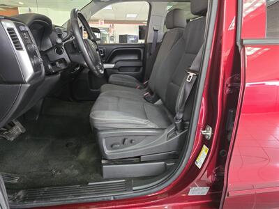 2016 Chevrolet Silverado 1500 LT-CREW CAB-4X4   - Photo 9 - Hamilton, OH 45015