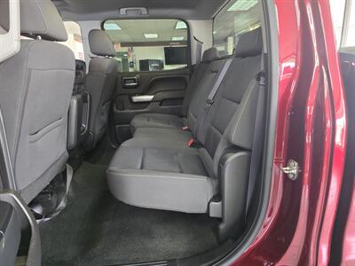 2016 Chevrolet Silverado 1500 LT-CREW CAB-4X4   - Photo 11 - Hamilton, OH 45015