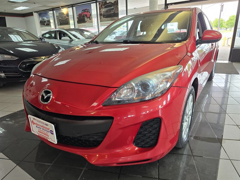 2013 Mazda Mazda3 i Touring photo