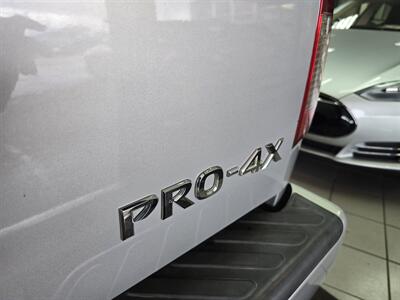 2011 Nissan Frontier PRO-4X 4DR CREWCAB 4X4   - Photo 27 - Hamilton, OH 45015