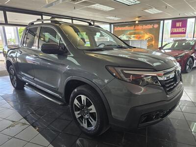 2017 Honda Ridgeline RTL-E 4DR CREW CAB 4X4 - Photo 3 - Hamilton, OH 45015