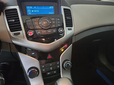 2015 Chevrolet Cruze LS Auto 4DR SEDAN   - Photo 19 - Hamilton, OH 45015