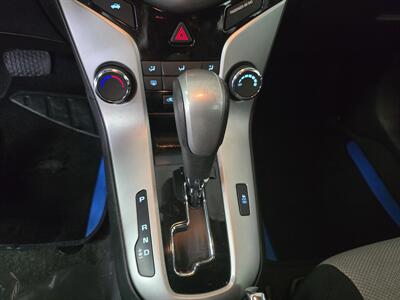 2015 Chevrolet Cruze LS Auto 4DR SEDAN   - Photo 18 - Hamilton, OH 45015