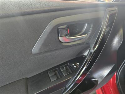 2016 Scion iM Base 4DR HATCHBACK   - Photo 16 - Hamilton, OH 45015