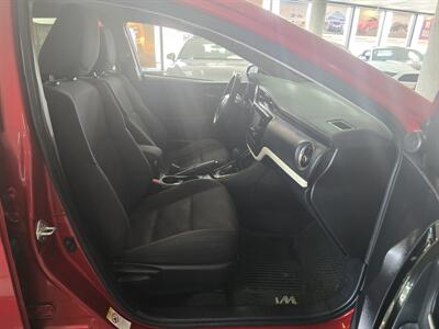 2016 Scion iM Base 4DR HATCHBACK   - Photo 13 - Hamilton, OH 45015