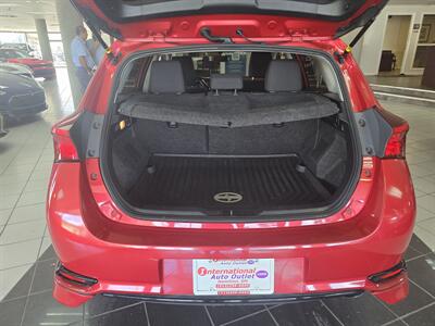 2016 Scion iM Base 4DR HATCHBACK   - Photo 25 - Hamilton, OH 45015