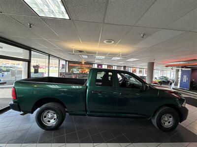 2022 RAM 1500 Tradesman 4DR QUAD CAB 4X4   - Photo 5 - Hamilton, OH 45015