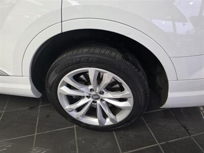 2017 Audi Q7 3.0T quattro Premium Plus AWD   - Photo 42 - Hamilton, OH 45015