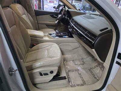 2017 Audi Q7 3.0T quattro Premium Plus AWD   - Photo 16 - Hamilton, OH 45015