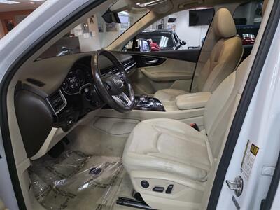 2017 Audi Q7 3.0T quattro Premium Plus AWD   - Photo 11 - Hamilton, OH 45015