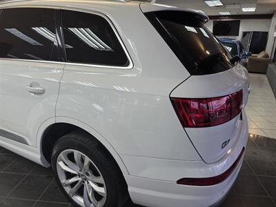 2017 Audi Q7 3.0T quattro Premium Plus AWD   - Photo 36 - Hamilton, OH 45015