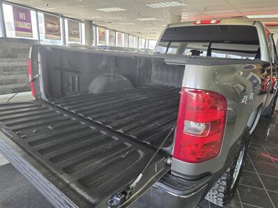 2012 Chevrolet Silverado 1500 LS 4DR EXTENDED CAB 4X4 - Photo 28 - Hamilton, OH 45015