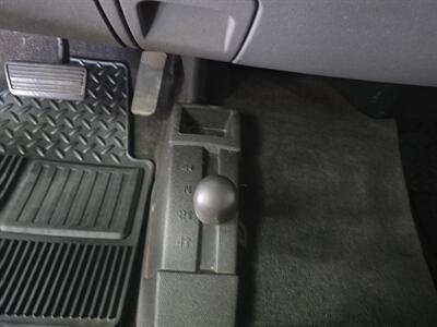 2012 Chevrolet Silverado 1500 LS 4DR EXTENDED CAB 4X4 - Photo 19 - Hamilton, OH 45015