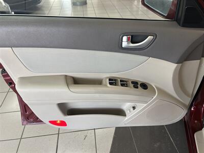 2008 Hyundai Sonata GLS 4DR SEDAN - Photo 17 - Hamilton, OH 45015