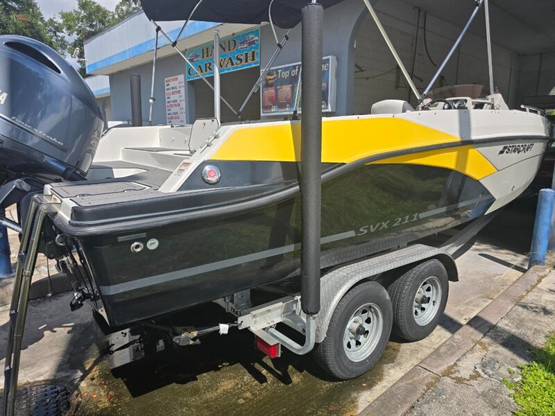 2021 Starcraft SVX211 OB Yamaha 4 Stroke 200 HP Outboard  