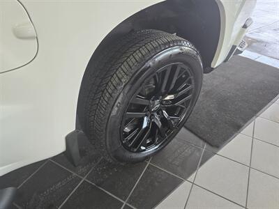 2021 Chevrolet Silverado 1500 RST 4DR CREW CAB 4X4/V8   - Photo 33 - Hamilton, OH 45015