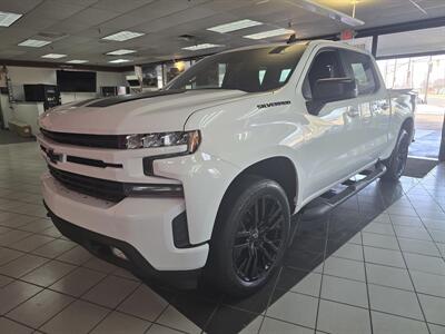 2021 Chevrolet Silverado 1500 RST 4DR CREW CAB 4X4/V8   - Photo 6 - Hamilton, OH 45015