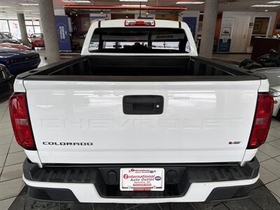 2021 Chevrolet Colorado LT   - Photo 7 - Hamilton, OH 45015