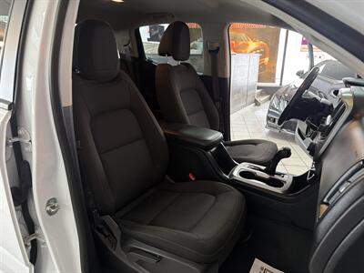 2021 Chevrolet Colorado LT   - Photo 24 - Hamilton, OH 45015