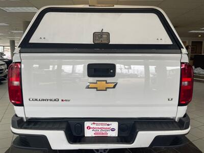 2018 Chevrolet Colorado LT-CREW CAB-4X4   - Photo 6 - Hamilton, OH 45015