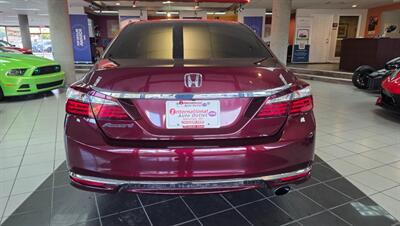 2017 Honda Accord LX 4DR SEDAN - Photo 6 - Hamilton, OH 45015
