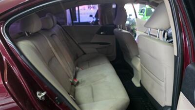 2017 Honda Accord LX 4DR SEDAN - Photo 19 - Hamilton, OH 45015