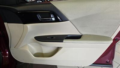 2017 Honda Accord LX 4DR SEDAN - Photo 24 - Hamilton, OH 45015