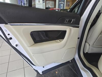 2015 Lincoln MKS EcoBoost - Photo 10 - Hamilton, OH 45015