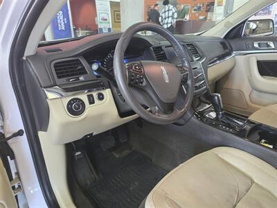 2015 Lincoln MKS EcoBoost - Photo 8 - Hamilton, OH 45015