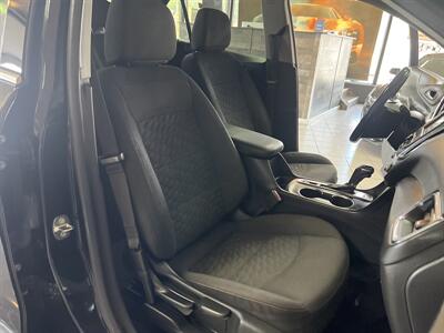 2018 Chevrolet Equinox LT 4DR SUV 4X4 - Photo 24 - Hamilton, OH 45015