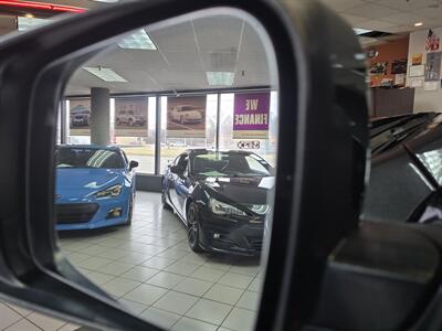 2012 Jeep Grand Cherokee SRT8 4DR SUV 4X4 - Photo 39 - Hamilton, OH 45015