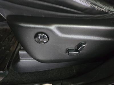 2012 Jeep Grand Cherokee SRT8 4DR SUV 4X4 - Photo 40 - Hamilton, OH 45015