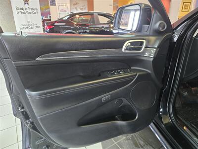 2012 Jeep Grand Cherokee SRT8 4DR SUV 4X4 - Photo 6 - Hamilton, OH 45015