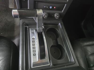 2005 Hummer H2 Base 4DR SUV 4WD   - Photo 32 - Hamilton, OH 45015