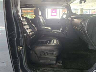 2005 Hummer H2 Base 4DR SUV 4WD   - Photo 15 - Hamilton, OH 45015